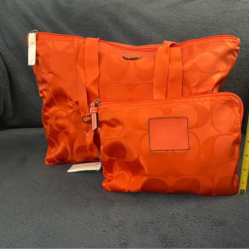 Coach tote bags signature C